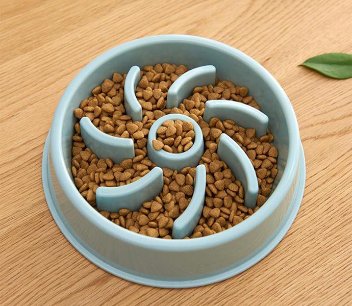 slow feeder mangkuk kucing